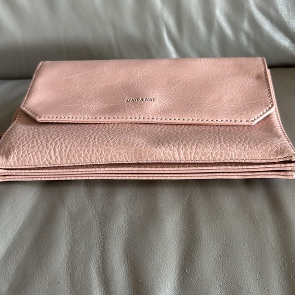 Matt & Nat Blush Pink vegan Leather Crossbody Bag - Picture 6 of 7